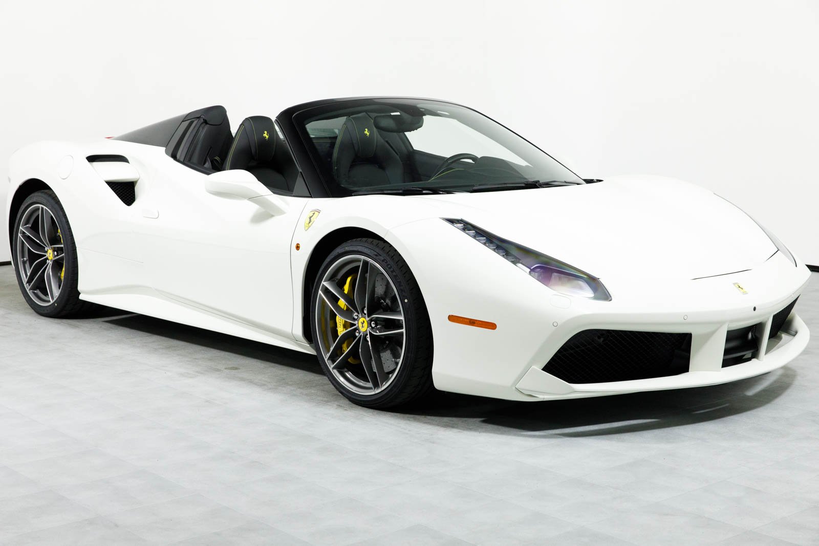 Pre Owned 2018 Ferrari 488 Spider With Navigation